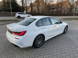 BMW 3er bei Gebrauchtwagen.expert - Abbildung (2 / 14)