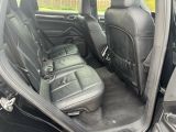 Porsche Cayenne bei Gebrauchtwagen.expert - Abbildung (9 / 11) Porsche Cayenne bei Gebrauchtwagen.expert - Abbildung (9 / 11)