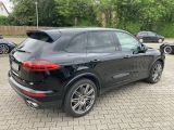 Porsche Cayenne bei Gebrauchtwagen.expert - Abbildung (3 / 9) Porsche Cayenne bei Gebrauchtwagen.expert - Abbildung (3 / 9)