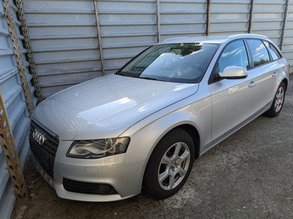 Audi A4 bei Gebrauchtwagen.expert - Hauptabbildung Audi A4 bei Gebrauchtwagen.expert - Hauptabbildung