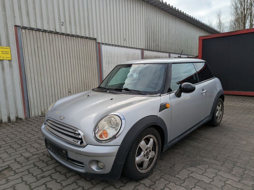 Mini One bei Gebrauchtwagen.expert - Hauptabbildung Mini One bei Gebrauchtwagen.expert - Hauptabbildung