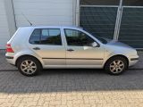 VW Golf IV bei Gebrauchtwagen.expert - Abbildung (3 / 10) VW Golf IV bei Gebrauchtwagen.expert - Abbildung (3 / 10)