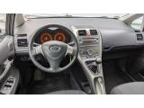 Toyota Auris bei Gebrauchtwagen.expert - Abbildung (7 / 10)