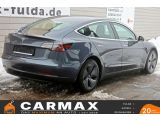 Tesla Model 3 bei Gebrauchtwagen.expert - Abbildung (14 / 15) Tesla Model 3 bei Gebrauchtwagen.expert - Abbildung (14 / 15)