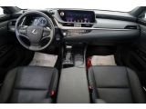 Lexus ES bei Gebrauchtwagen.expert - Abbildung (3 / 15)