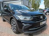VW Tiguan bei Gebrauchtwagen.expert - Abbildung (2 / 15)