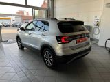 VW T-Cross bei Gebrauchtwagen.expert - Abbildung (6 / 15)