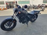 Honda Motorräder bei Gebrauchtwagen.expert - Abbildung (14 / 15)