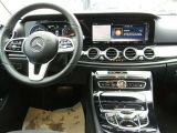 Mercedes-Benz E-Klasse bei Gebrauchtwagen.expert - Abbildung (13 / 15)