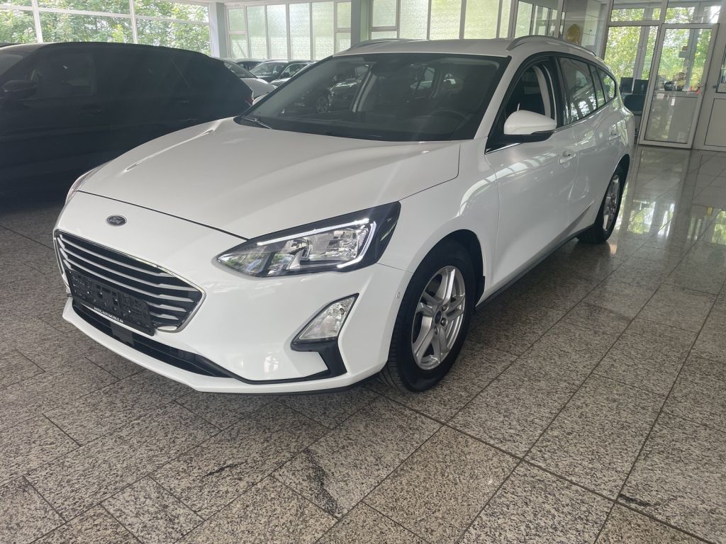Ford Focus Turnier bei Gebrauchtwagen.expert - Hauptabbildung Ford Focus Turnier bei Gebrauchtwagen.expert - Hauptabbildung