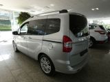 Ford Transit bei Gebrauchtwagen.expert - Abbildung (6 / 10) Ford Transit bei Gebrauchtwagen.expert - Abbildung (6 / 10)