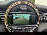 Mini John Cooper Works bei Gebrauchtwagen.expert - Abbildung (14 / 15)