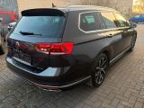 VW Passat bei Gebrauchtwagen.expert - Abbildung (4 / 15)