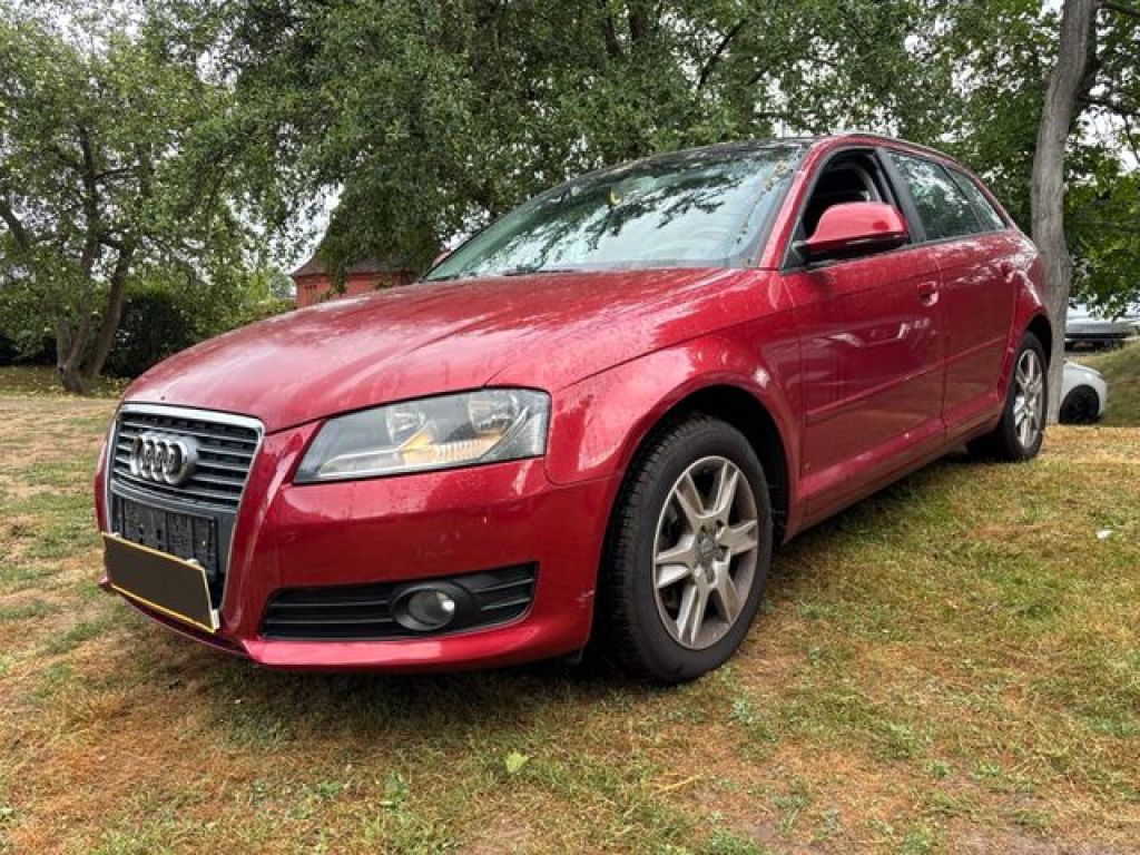 Audi A3 Sportback bei Gebrauchtwagen.expert - Hauptabbildung Audi A3 Sportback bei Gebrauchtwagen.expert - Hauptabbildung