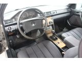 Mercedes-Benz 300 bei Gebrauchtwagen.expert - Abbildung (10 / 15) Mercedes-Benz 300 bei Gebrauchtwagen.expert - Abbildung (10 / 15)