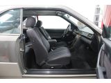 Mercedes-Benz 300 bei Gebrauchtwagen.expert - Abbildung (13 / 15)