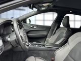 Volvo XC60 bei Gebrauchtwagen.expert - Abbildung (12 / 15) Volvo XC60 bei Gebrauchtwagen.expert - Abbildung (12 / 15)