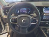 Volvo XC60 bei Gebrauchtwagen.expert - Abbildung (14 / 15) Volvo XC60 bei Gebrauchtwagen.expert - Abbildung (14 / 15)