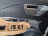 Volvo XC90 bei Gebrauchtwagen.expert - Abbildung (7 / 15) Volvo XC90 bei Gebrauchtwagen.expert - Abbildung (7 / 15)