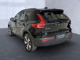 Volvo XC 40 Plus Recharge bei Gebrauchtwagen.expert - Abbildung (3 / 15)