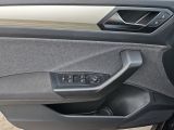 VW T-Roc bei Gebrauchtwagen.expert - Abbildung (13 / 15)