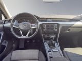 VW Passat bei Gebrauchtwagen.expert - Abbildung (14 / 15) VW Passat bei Gebrauchtwagen.expert - Abbildung (14 / 15)