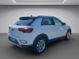 VW T-Roc bei Gebrauchtwagen.expert - Abbildung (5 / 15)