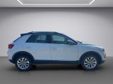 VW T-Roc bei Gebrauchtwagen.expert - Abbildung (6 / 15)