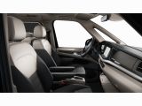 VW Multivan bei Gebrauchtwagen.expert - Abbildung (7 / 14) VW Multivan bei Gebrauchtwagen.expert - Abbildung (7 / 14)