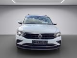 VW Tiguan bei Gebrauchtwagen.expert - Abbildung (9 / 15) VW Tiguan bei Gebrauchtwagen.expert - Abbildung (9 / 15)