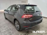 VW Golf VII bei Gebrauchtwagen.expert - Abbildung (2 / 9)