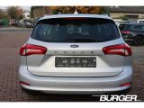 Ford Focus Turnier bei Gebrauchtwagen.expert - Abbildung (6 / 15)