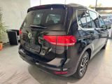 VW Touran bei Gebrauchtwagen.expert - Abbildung (8 / 15)