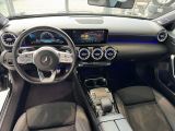 Mercedes-Benz A-Klasse bei Gebrauchtwagen.expert - Abbildung (15 / 15) Mercedes-Benz A-Klasse bei Gebrauchtwagen.expert - Abbildung (15 / 15)