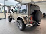 Jeep Wrangler bei Gebrauchtwagen.expert - Abbildung (9 / 15)