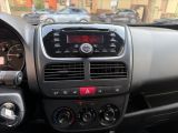 Opel Combo bei Gebrauchtwagen.expert - Abbildung (13 / 15) Opel Combo bei Gebrauchtwagen.expert - Abbildung (13 / 15)