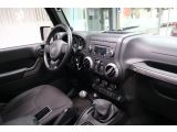 Jeep Wrangler bei Gebrauchtwagen.expert - Abbildung (13 / 15)