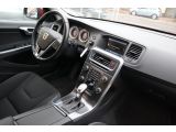 Volvo V60 bei Gebrauchtwagen.expert - Abbildung (8 / 15)