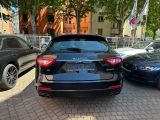 Maserati Levante bei Gebrauchtwagen.expert - Abbildung (5 / 15) Maserati Levante bei Gebrauchtwagen.expert - Abbildung (5 / 15)