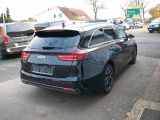 Kia Ceed bei Gebrauchtwagen.expert - Abbildung (4 / 15)