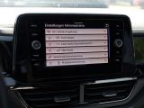 VW T-Roc bei Gebrauchtwagen.expert - Abbildung (9 / 15) VW T-Roc bei Gebrauchtwagen.expert - Abbildung (9 / 15)
