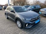 VW T-Roc bei Gebrauchtwagen.expert - Abbildung (2 / 8)