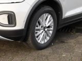 VW T-Roc bei Gebrauchtwagen.expert - Abbildung (9 / 15) VW T-Roc bei Gebrauchtwagen.expert - Abbildung (9 / 15)