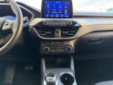 Ford Kuga bei Gebrauchtwagen.expert - Abbildung (13 / 15) Ford Kuga bei Gebrauchtwagen.expert - Abbildung (13 / 15)