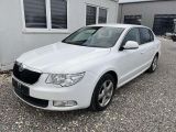 Skoda Superb bei Gebrauchtwagen.expert - Abbildung (2 / 8)