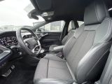 Audi e-tron bei Gebrauchtwagen.expert - Abbildung (14 / 15) Audi e-tron bei Gebrauchtwagen.expert - Abbildung (14 / 15)