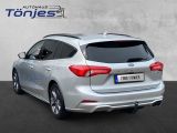 Ford Focus Turnier bei Gebrauchtwagen.expert - Abbildung (3 / 15) Ford Focus Turnier bei Gebrauchtwagen.expert - Abbildung (3 / 15)