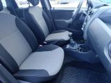 Dacia Duster bei Gebrauchtwagen.expert - Abbildung (11 / 15) Dacia Duster bei Gebrauchtwagen.expert - Abbildung (11 / 15)