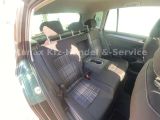 VW Golf Sportsvan bei Gebrauchtwagen.expert - Abbildung (13 / 15)