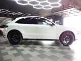 Porsche Macan bei Gebrauchtwagen.expert - Abbildung (5 / 15) Porsche Macan bei Gebrauchtwagen.expert - Abbildung (5 / 15)